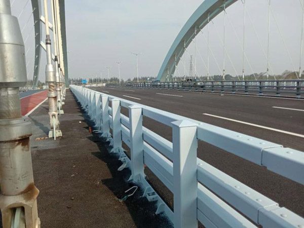桥梁护栏