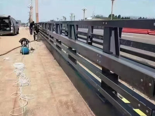 桥梁护栏