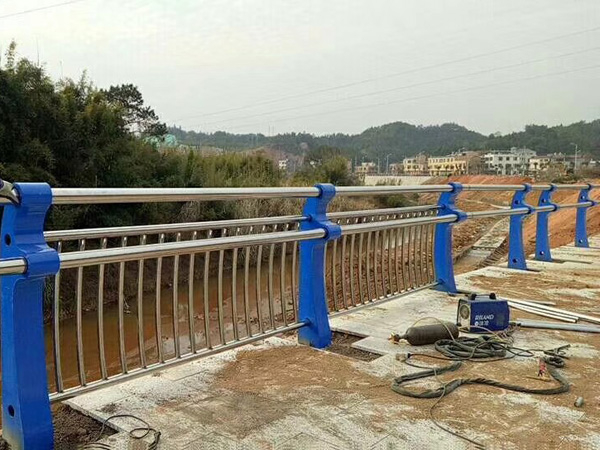 不锈钢复合管护栏